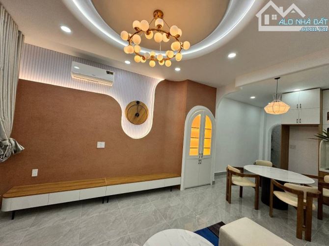 5 TẦNG BTCT HẺM XE HƠI THÔNG BÙI HỮU NGHĨA PHƯỜNG 2 QUẬN BÌNH THẠNH DT: 4/5.5*11M- 8 TỶ 85 - 2