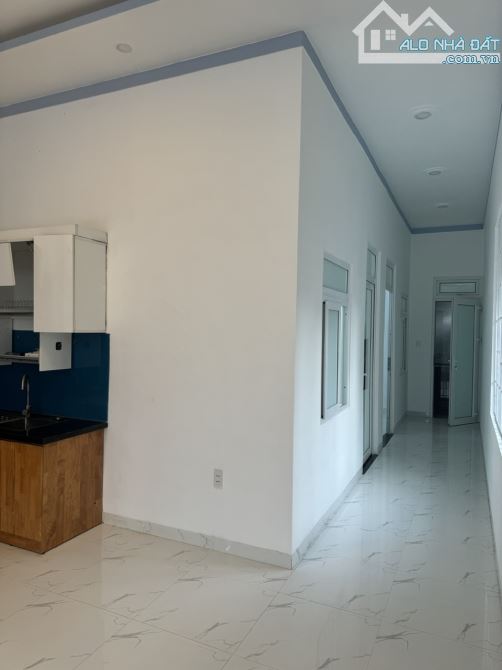bán nhà mặt tiền Nguyễn Tuân - góc 2 mặt tiền - 3.2 tỷ - 2