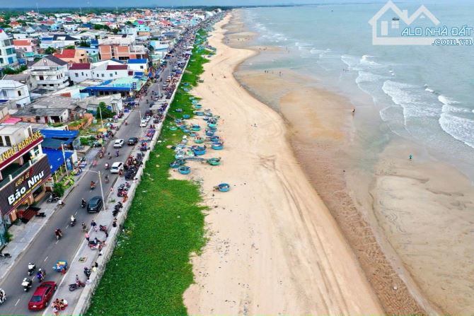 BỜ KÈ PHƯỚC HẢI- MẶT TIỀN BIỂN - TT PHƯỚC HẢI - LÔ GÓC THOÁNG 3 MẶT TIỀN  🌈DT 68m2 - 2