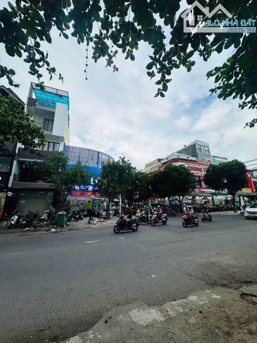 BÁN NHÀ 3 TẦNG 100M2 MẶT TIỀN KD ĐẶNG DUNG ĐỐI DIỆN MỲ QUẢNG BÀ MUA - NGAY CHỢ HÒA KHÁNH - 2