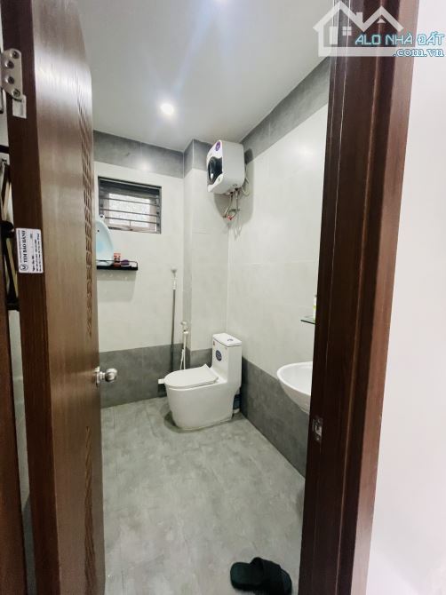🏠🏠NHÀ 2 TẦNG KIỆT OTO 108 LÊ NGÔ CÁT, TP HUẾ - 2