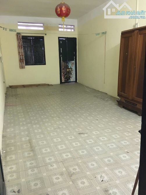 Cho thuê căn tập thể địa chất ngõ 1150 đường Láng, Láng Thượng, Đống Đa. DT 40m x 2 tầng, - 2