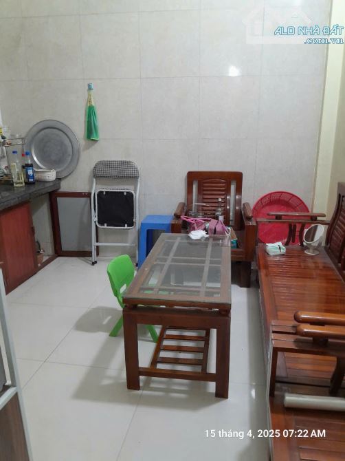 Cho thuê nhà ngõ 6 Thượng Phúc, Tả Thanh Oai, Thanh Trì. Dt 32m x 3 tầng, giá 5tr - 2