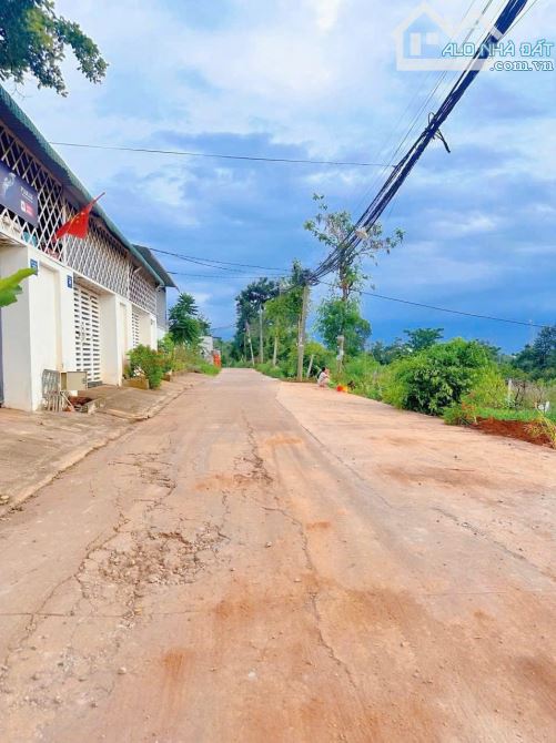 2 lô hẻm 07 vành đai . 100m2 đất nông nghiệp viết tay - 2