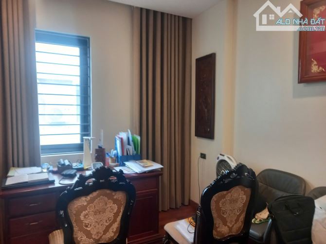 Bán Biệt Thự Siêu Đẹp Khu Đô Thị Mỹ Đình 145m² 4 Tầng - Đẳng Cấp Chỉ 42 Tỷ - 2