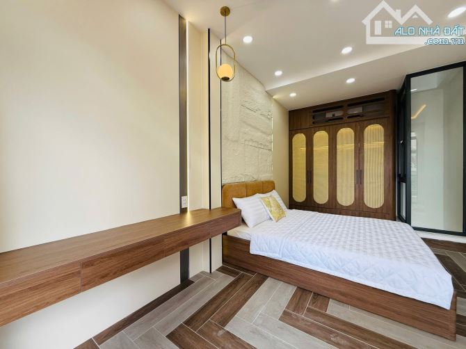 SIÊU PHẨM FULL NỘI THẤT - NGANG 5.3M - 4 TẦNG - HƠN 5 TỶ - 3