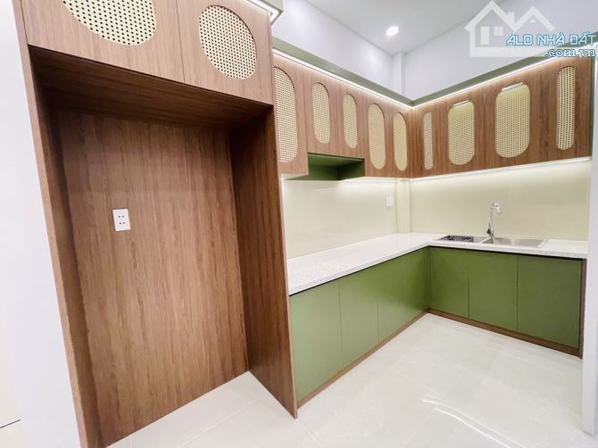 NHÀ KHU VIP CAO TẦNG ĐỒNG BỘ - FULL NỘI THẤT - 4 TẦNG - 45M2, P8 GÒ VẤP, NHỈNH 5 TỶ - 3