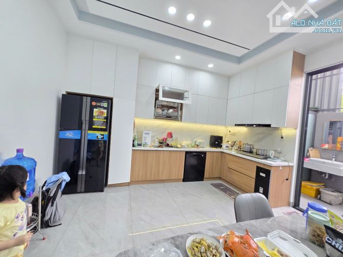 Bán nhà mới đường T9, KĐT An Bình Tân, ngôi nhà xây dựng tâm huyết, full nội thất - 3