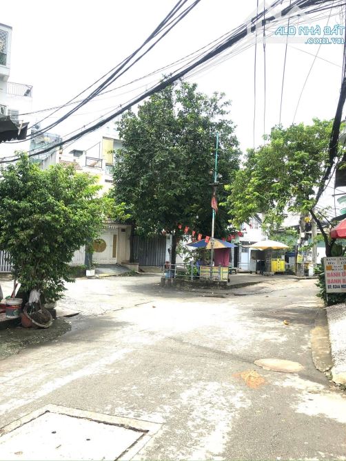 NHÀ 2 TẦNG HIỆP BÌNH PHƯỚC -ĐỐI DIỆN VẠN PHÚC -42M2 -HẺM XE HƠI THÔNG CHỈ HƠN 4 TỎI XÍU - 3