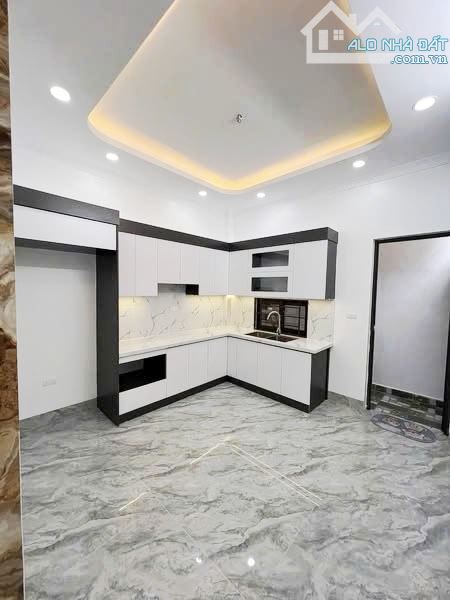 Bán nhà Đông Mỹ, Thanh Trì 63m2 x 4 tầng thang máy, kinh doanh, ô tô tránh - 3