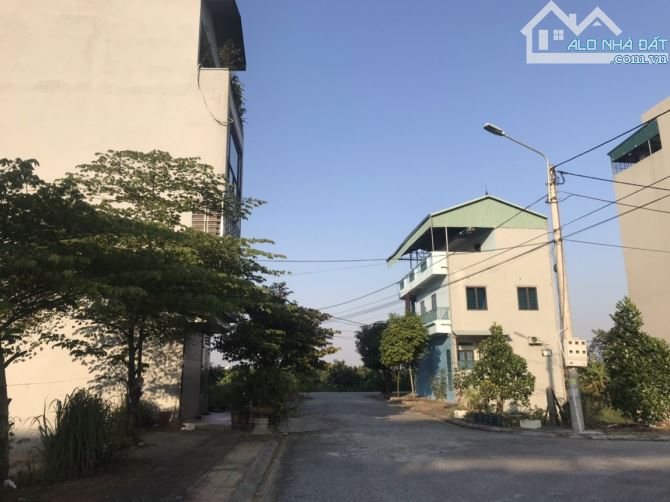án đất dịch vụ Đồng Ông, lô đất gần với đường Tây Thăng Long, 56m2, giá tốt. - 3