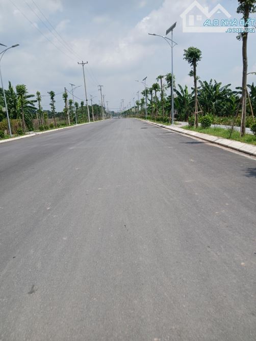 Bán đất Cổng Ngói, Đan Phượng, đường 9m, có vỉa hè, giá 72 triệu/m2, nhỉnh 5 tỷ. - 3