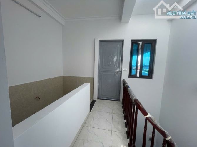 B.Á.N NHÀ ĐAN PHƯỢNG , 3 BƯỚC RA MẶT PHỐ, DÂN XÂY ĐƠN LẬP, GẦN VIN 38M2, 5 TỶ 5 - 3