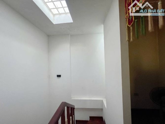 OTO gần, sát phố Ngọc Lâm 36m x 5T Nhỉnh 7tỷ Có TL - 2