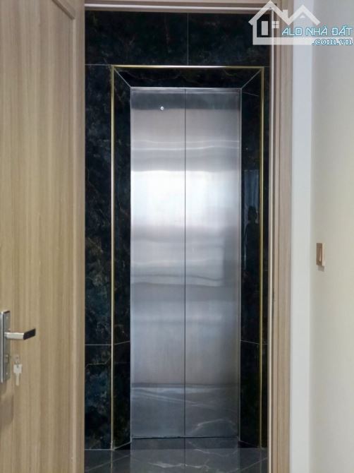 Chính chủ bán nhà Đội Cấn Diện tích 42m2, xây 6tầng - Gía chỉ: 15 tỷ - 3