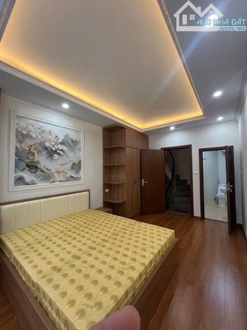 🏡VỊ TRÍ TUYỆT ĐỈNH-BA ĐÌNH- NGÕ RỘNG-GẦN PHỐ VĂN CAO-LIỄU GIAI-ĐI BỘ HỒ TÂY-FULL NỘI THẤT - 3