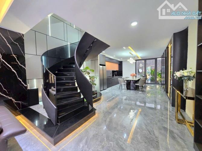 97.5m2 - Giá 16.5 tỷ - Ngang 5m - Mặt đường số 1 khu Chợ Lớn, Q7 - 3