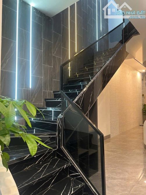 BÁN Nhà Đẹp Góc 2 mặt tiền Nguyễn Bá Học ,Gần Vincom Biên Hoà - 3