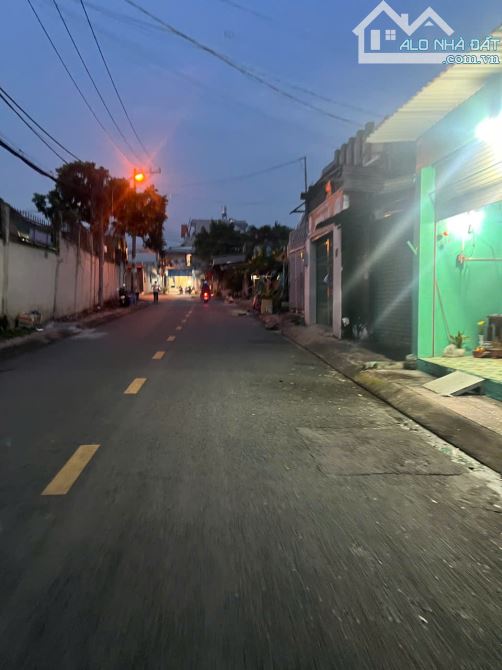 BÁN ĐẤT 4x15M - SHR– ĐƯỜNG 102, NGAY LÃ XUÂN OAI, TP. THỦ ĐỨC - 3