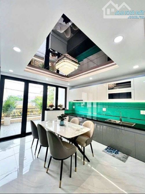NHÀ ĐẸP BÌNH TRỊ ĐÔNG - 1 TRỤC TÊN LỬA - CẠNH MẶT TIỀN - ĐẾN AEON MALL CHỈ 5 PHÚT - 3