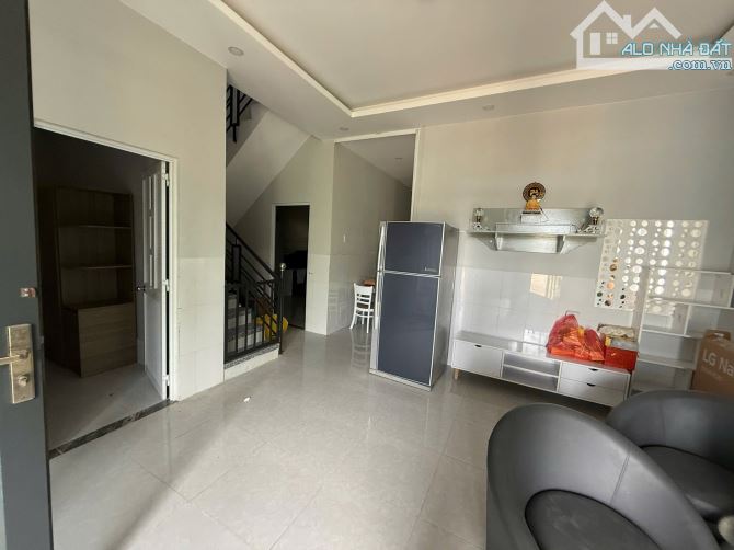 Nhà lầu P5 gần CoopMart, Mỹ Tho Tiền Giang - 3
