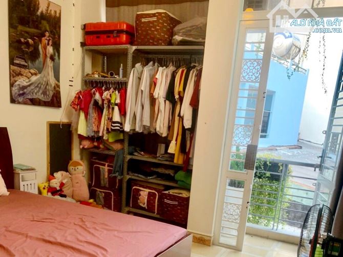 Nhà thuê 2 lầu đầy đủ nội thất hẻm Phùng Văn Cung, Phú Nhuận - 3