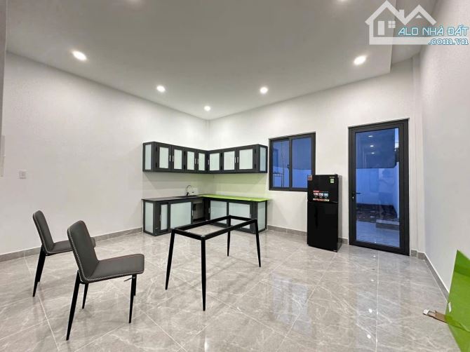 💥 CHO THUÊ NHÀ 2PN FULL NỘI THẤT LONG HÒA A - GẦN QUẢNG TRƯỜNG - GIÁ 7,5TR/ THÁNG - 3