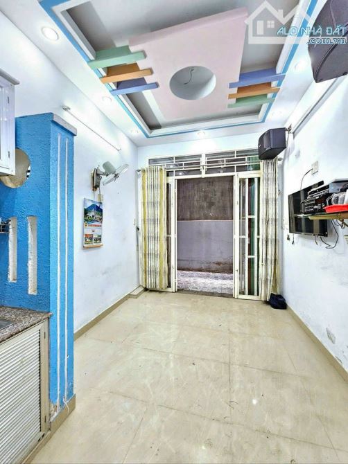 Bán nhà hẻm xe hơi Chuyên Dùng 9, Phú mỹ, Quận 7, Dt 3 x 8m, 3 lầu. Giá 1,89 tỷ - 3