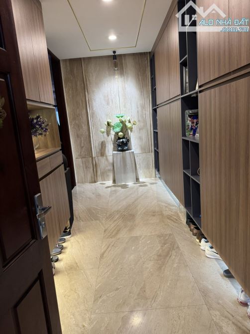 Bán căn hộ chung cư tòa 25T1 Hoàng Đạo Thúy căn 181m 3PN nhà sửa chữa toàn bộ full nội thấ - 3