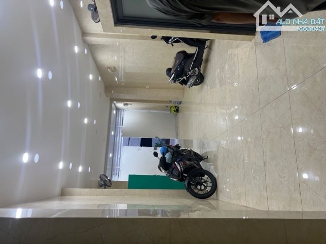 CHU VĂN AN PHƯỜNG 26 BT NGANG 4 NỞ HẬU DÀI 20 NHÀ 3 TẦNG  HÊM XE TẢI - 3