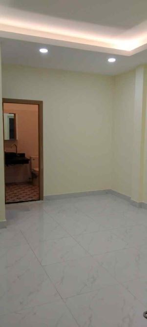 Nhà bán CMT8,Quân 10,ngang 3,2m/nở hậu3,6m× dài 13m,giá:4,2 tỷ - 3