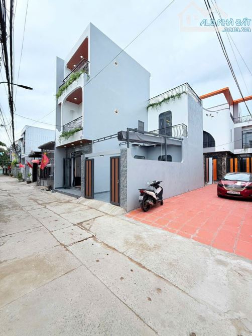 📌📌📌LÀM VIỆC TRỰC TIẾP GIÁ TỐT !!!Nhà biệt thự 3 tầng đường ô tô 6m K500 Tôn Đản - 3