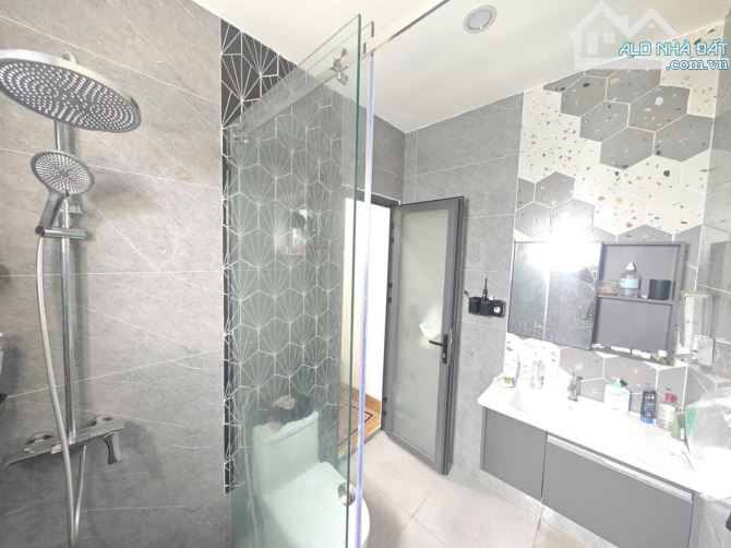 Bán siêu phẩm nhà 1 trệt 1 lầu gần siêu thị VinCom Phường Tân Mai Biên H - 3