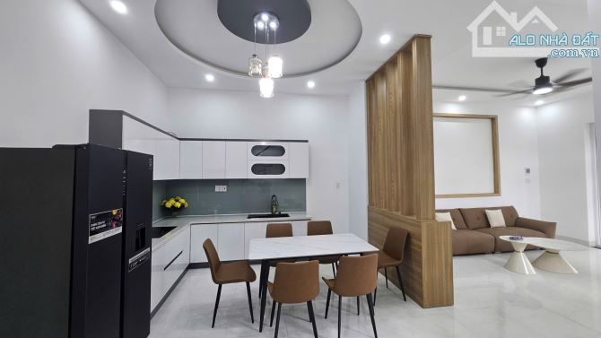 Bán nhà mặt tiền đường Nguyễn Phúc Chu - Thành nhất - 3