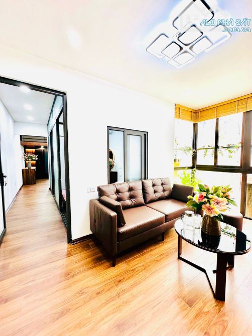 BÁN GẤP CĂN HỘ TẬP THỂ VIP1 – 16 TRẦN HƯNG ĐẠO, HOÀN KIẾM. 90M² – 3PN – CĂN GÓC. 4,75 TỶ - 3
