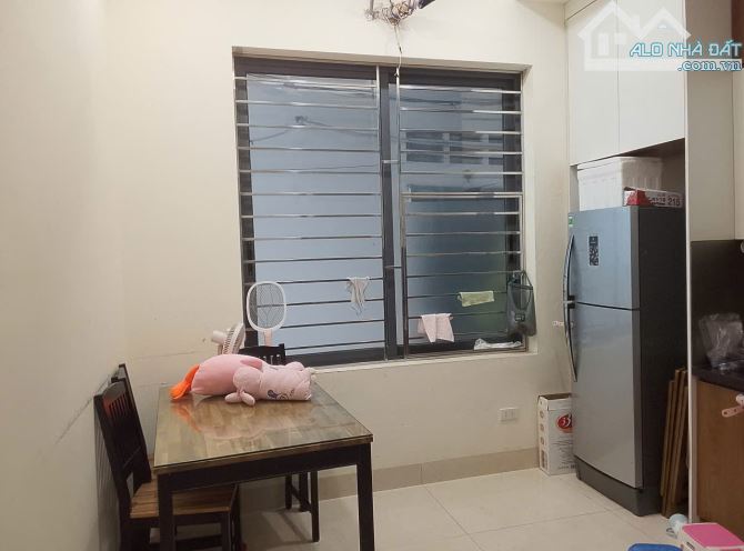 Cần cho thuê nhà trong Phố Nguyễn Lân, Phường Phương Liệt, Quận Thanh Xuân. DT 39m x 4 - 3
