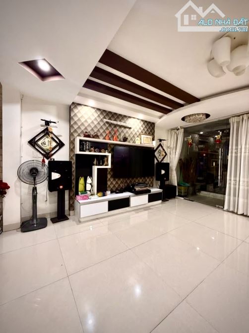 Mặt tiền 4 tầng- Phan Đăng Lưu - Hoà Cường- Giá chỉ 18,5 tỷ - 3