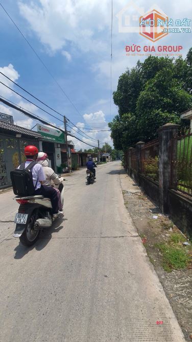 BÁN NHÀ CẤP 4 GÓC 2 MẶT TIỀN GẦN TRƯỜNG THCS TÂN PHONG GIÁ 4,7 TỶ - 4
