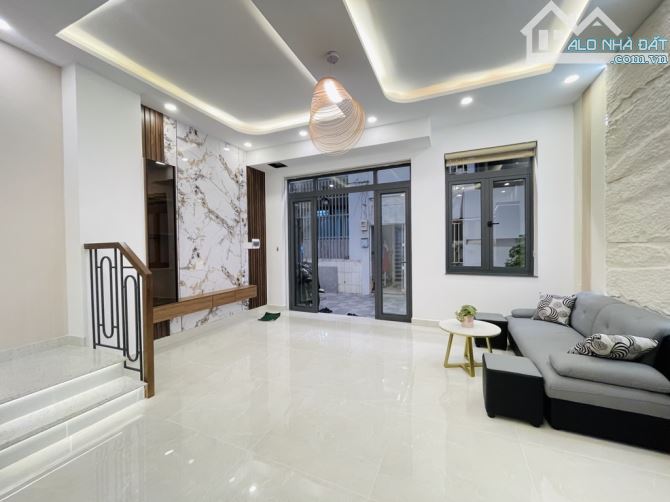 NHÀ KHU VIP CAO TẦNG ĐỒNG BỘ - FULL NỘI THẤT - 4 TẦNG - 45M2, P8 GÒ VẤP, NHỈNH 5 TỶ - 4