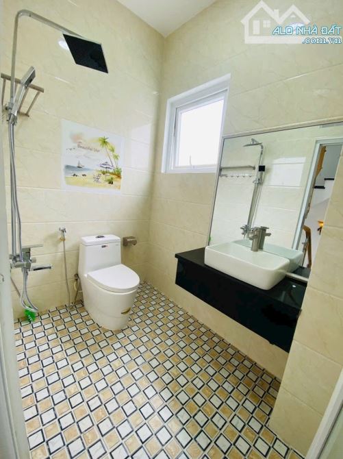 Bán Villa siêu đẹp nhà bè mà  giá như nhà phố , kiếm không có căn nào trong hẻm 2266. - 4
