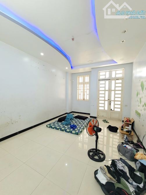 4,5Tỷ TL🔥Bán nhà 1 trệt 2 lầu KDC gần Trung Tâm Y Tế Dĩ An, p.Tân Đông Hiệp, Tp.Dĩ An - 4