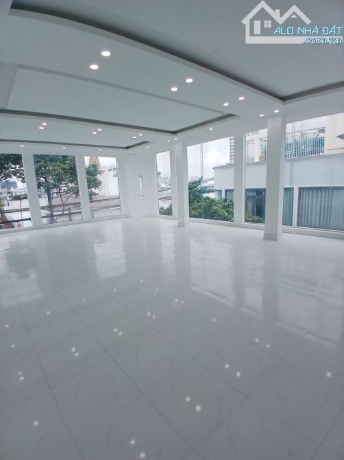 ViP 1 !! Bán tòa nhà 2MT KD Trần Văn Kiểu, P. 10, Q. 6 (7x16m) 22 tỷ - 4