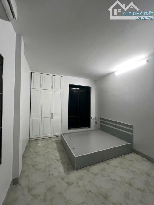 Nhà đẹp đường Láng mới tinh 80m ra ô tô thông Chùa Láng 4 tầng 40m2 4PN đủ nội thất ở luôn - 4