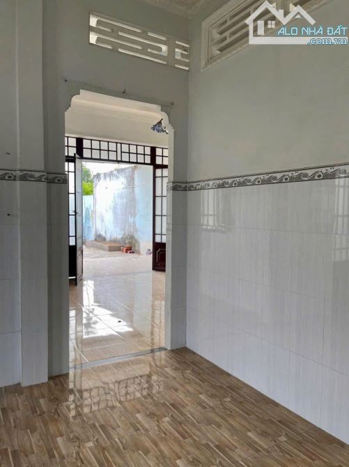 Nhà trống bán gấp nhà C4 ở Gia Huỳnh-Trảng Bàng. DT 155m2, giá 900 triệu. SHR. - 4