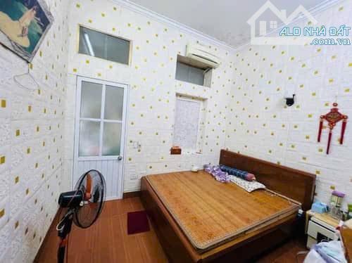 Bán Gấp Nhà Thượng Thanh 85m2, MT 4.5m Vỉa Hè, Ô Tô Tránh, Kinh Doanh, Dòng Tiền - 15.x Tỷ - 4