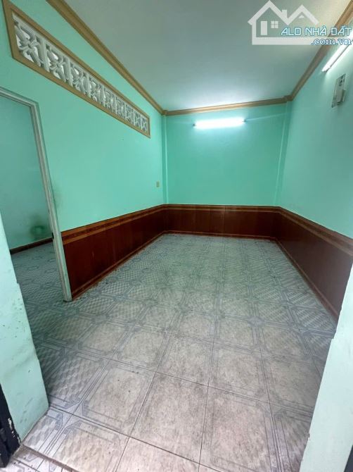 Phan Văn Trị nhà 1 sẹc gần Cityland 1 trệt 1 lầu 49,7m chỉ 4,38 tỷ - 4