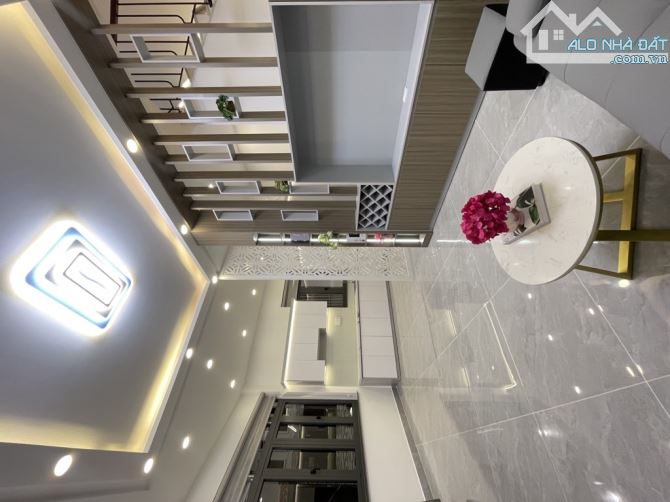 GÓC 2 MẶT TIỀN – NGUYỄN TƯ GIẢN, P.12, GÒ VẤP DT 55m² (7x8) – 4 tầng BTCT – Giá chỉ 6.4 tỷ - 4