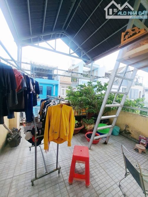 BÁN NHÀ ĐẸP 3 TẦNG HƯƠNG LỘ 2, SÁT BỆNH VIỆN BÌNH TÂN, 60M2, HXH 8M, GIÁ CHỈ NHỈNH 5 TỶ - 4