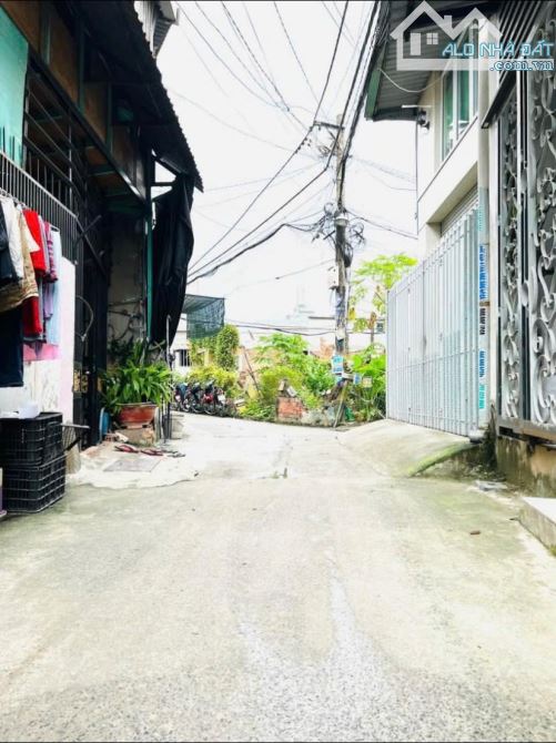 Bán gấp căn nhà ở Hóc Môn 119m2 giá 860 triệu sổ hồng riêng - 4