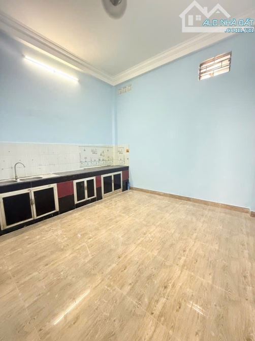 Bán nhà PHAN HUY ÍCH, 56m2, Hẻm 6m Thông, 2 Tầng, KINH DOANH được, 7 Tỷ 1 Tl - 4